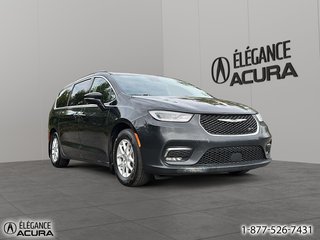 2022 Chrysler Pacifica Touring L in Granby, Quebec - 3 - w320h240px