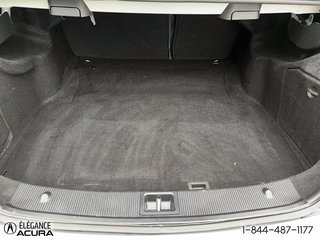 2011 Mercedes-Benz C-Class in Granby, Quebec - 9 - w320h240px