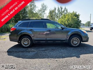 2013 Subaru Outback 3.6R LIMITED in Granby, Quebec - 4 - w320h240px