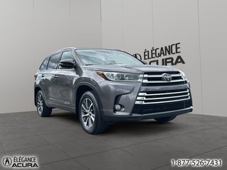 2018 Toyota Highlander XLE in Granby, Quebec - 3 - w320h240px