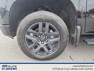 2022 Chevrolet Silverado 1500 LT Trail Boss, V8 6.2L,GPS,CUIR,BANC CHAUFFANT in Charlemagne, Quebec - 6 - w320h240px
