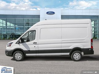 2023 Ford E-Transit Cargo Van in Charlemagne, Quebec - 3 - w320h240px