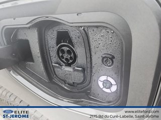 2024 Ford F-150 Lightning Flash ,BATT LONGUE DUREE, ECRAN 12PO, MAG 20POENS. in Charlemagne, Quebec - 6 - w320h240px
