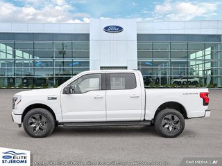 Ford F-150 Lightning Flash 2025 à Charlemagne, Québec - 3 - w320h240px