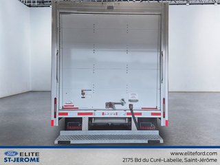 Ford Transit Cutaway Essence,RWD,14 pied,*Pas un poid lourd* 2024 à Saint-Jérôme, Québec - 3 - w320h240px