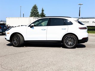 2022 Porsche Cayenne in Ajax, Ontario at Lakeridge Auto Gallery - 3 - w320h240px