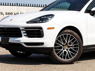 2022 Porsche Cayenne in Ajax, Ontario at Lakeridge Auto Gallery - 2 - w320h240px