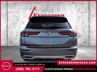 2022 Mitsubishi Outlander SE