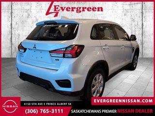 2023 Mitsubishi RVR ES