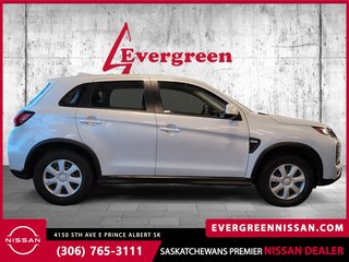 2023 Mitsubishi RVR ES