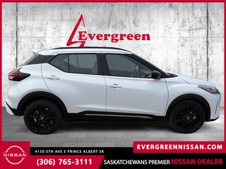 2021 Nissan Kicks SR