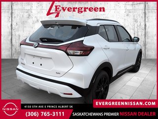 2021 Nissan Kicks SR