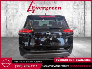 2023 Nissan Rogue SV Moonroof