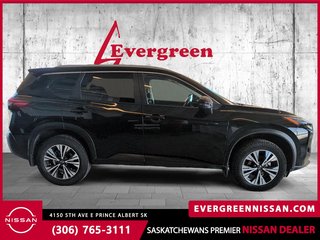 2023 Nissan Rogue SV Moonroof