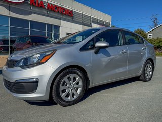 Kia RIO LX+ | USB | HtdSeats | Keyless | Cruise 2017 à Hebbville, Nouvelle-Écosse - 2 - w320h240px