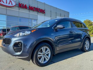 Kia Sportage LX | Cam | USB | HtdSeats | Bluetooth | Keyless 2017 à Amherst, Nouvelle-Écosse - 2 - w320h240px