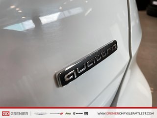 2024 Audi Q3 PROGRESSIV + AWD + TOIT OUVRANT PANO in Pointe-Aux-Trembles, Quebec - 4 - w320h240px