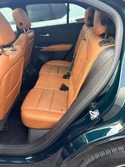 2025 Cadillac XT4 AWD Sport in Pointe-Aux-Trembles, Quebec - 6 - w320h240px