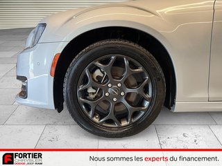 Chrysler 300 300S + AWD + CUIR 2022 à Pointe-Aux-Trembles, Québec - 6 - w320h240px