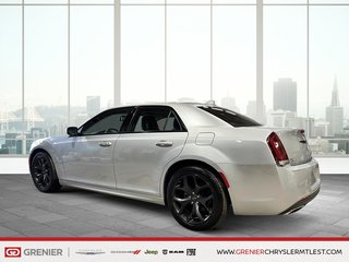 2022 Chrysler 300 TOURING L + RWD + V6 + CUIR + GPS in Pointe-Aux-Trembles, Quebec - 5 - w320h240px