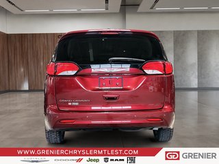 Chrysler Grand Caravan SXT + 7 PASSAGERS + CARPLAY 2021 à Pointe-Aux-Trembles, Québec - 3 - w320h240px