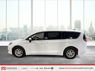2023 Chrysler Grand Caravan SXT + DEMARREUR + CARPLAY in Pointe-Aux-Trembles, Quebec - 4 - w320h240px