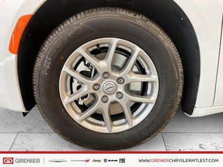 Chrysler Grand Caravan SXT 2026 à Pointe-Aux-Trembles, Québec - 6 - w320h240px