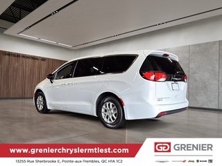 2027 Chrysler Grand Caravan SXT in Pointe-Aux-Trembles, Quebec - 3 - w320h240px