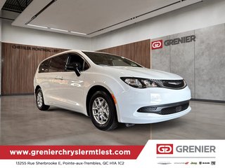 2027 Chrysler Grand Caravan SXT in Pointe-Aux-Trembles, Quebec - 6 - w320h240px