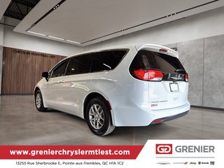 2027 Chrysler Grand Caravan SXT in Pointe-Aux-Trembles, Quebec - 3 - w320h240px