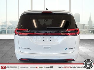 2025 Chrysler Pacifica Hybrid LIMITED S APPEARANCE in Pointe-Aux-Trembles, Quebec - 3 - w320h240px