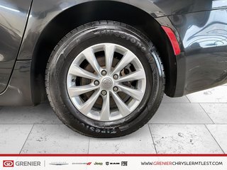 2017 Chrysler Pacifica TOURING L + 8 PASSAGERS in Pointe-Aux-Trembles, Quebec - 5 - w320h240px