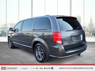 Dodge Grand Caravan SXT PREMIUM PLUS + STOW 'N GO + CUIR ET SUEDE 2017 à Pointe-Aux-Trembles, Québec - 4 - w320h240px