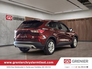 2021 Ford Escape SE in Pointe-Aux-Trembles, Quebec - 5 - w320h240px