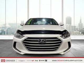 Hyundai Elantra LE + AUTOMATIQUE 2017 à Pointe-Aux-Trembles, Québec - 2 - w320h240px