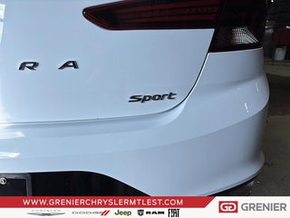 Hyundai Elantra SPORT + GROUPE ELECTRIQUE + TOIT OUVRANT 2019 à Pointe-Aux-Trembles, Québec - 4 - w320h240px