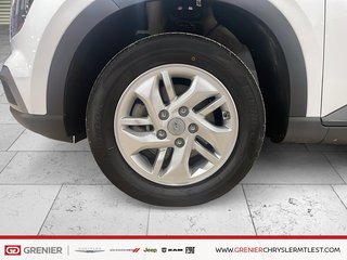 Hyundai Venue PREFERRED + FWD + DEMARREUR 2024 à Pointe-Aux-Trembles, Québec - 6 - w320h240px