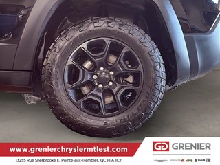 Jeep Cherokee TRAILHAWK + 4X4 + V6 3.2L + ENSEMBLE OFF ROAD 2021 à Pointe-Aux-Trembles, Québec - 5 - w320h240px