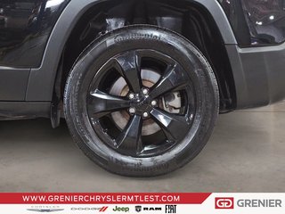 2022 Jeep Cherokee ALTITUDE + 4X4 + TOIT OUVRANT PANO in Pointe-Aux-Trembles, Quebec - 6 - w320h240px