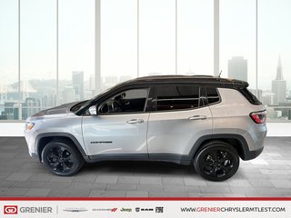 Jeep Compass NORTH + 4X4 + BLACK ROOF + ENSEMBLE NAVIGATION 2018 à Pointe-Aux-Trembles, Québec - 5 - w320h240px