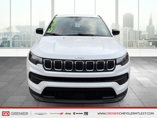 Jeep Compass SPORT + 4X4 + CARPLAY 2024 à Pointe-Aux-Trembles, Québec - 2 - w320h240px