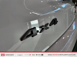 2025 Jeep COMPASS ALTITUDE in Pointe-Aux-Trembles, Quebec - 4 - w320h240px