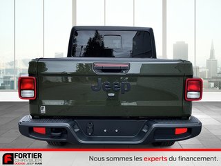 Jeep Gladiator SPORT S 2023 à Pointe-Aux-Trembles, Québec - 3 - w320h240px