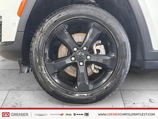 Jeep Grand Cherokee L LIMITED + 4X4 + ALLURE NOIRE 2024 à Pointe-Aux-Trembles, Québec - 6 - w320h240px