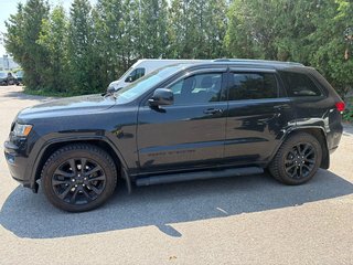 Jeep Grand Cherokee Altitude IV 2018 à Pointe-Aux-Trembles, Québec - 4 - w320h240px