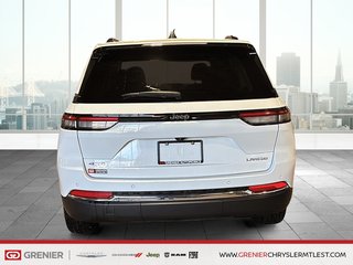 2023 Jeep Grand Cherokee LAREDO + 4X4 + TOIT OUVRANT in Pointe-Aux-Trembles, Quebec - 3 - w320h240px