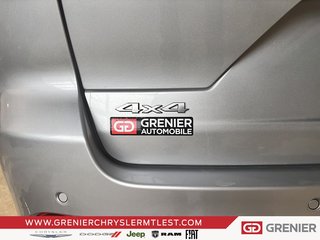 2023 Jeep Grand Cherokee SUMMIT + 4X4 + V6 3.6L + TOIT OUVRANT PANO in Pointe-Aux-Trembles, Quebec - 4 - w320h240px