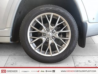 Jeep Grand Cherokee SUMMIT + 4X4 + V6 3.6L + TOIT OUVRANT PANO 2023 à Pointe-Aux-Trembles, Québec - 6 - w320h240px