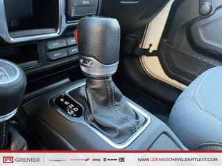 Jeep WRANGLER 4-Door SPORT 2024 à Pointe-Aux-Trembles, Québec - 3 - w320h240px