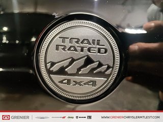 2026 Jeep Wrangler 4-Door WILLYS in Pointe-Aux-Trembles, Quebec - 4 - w320h240px